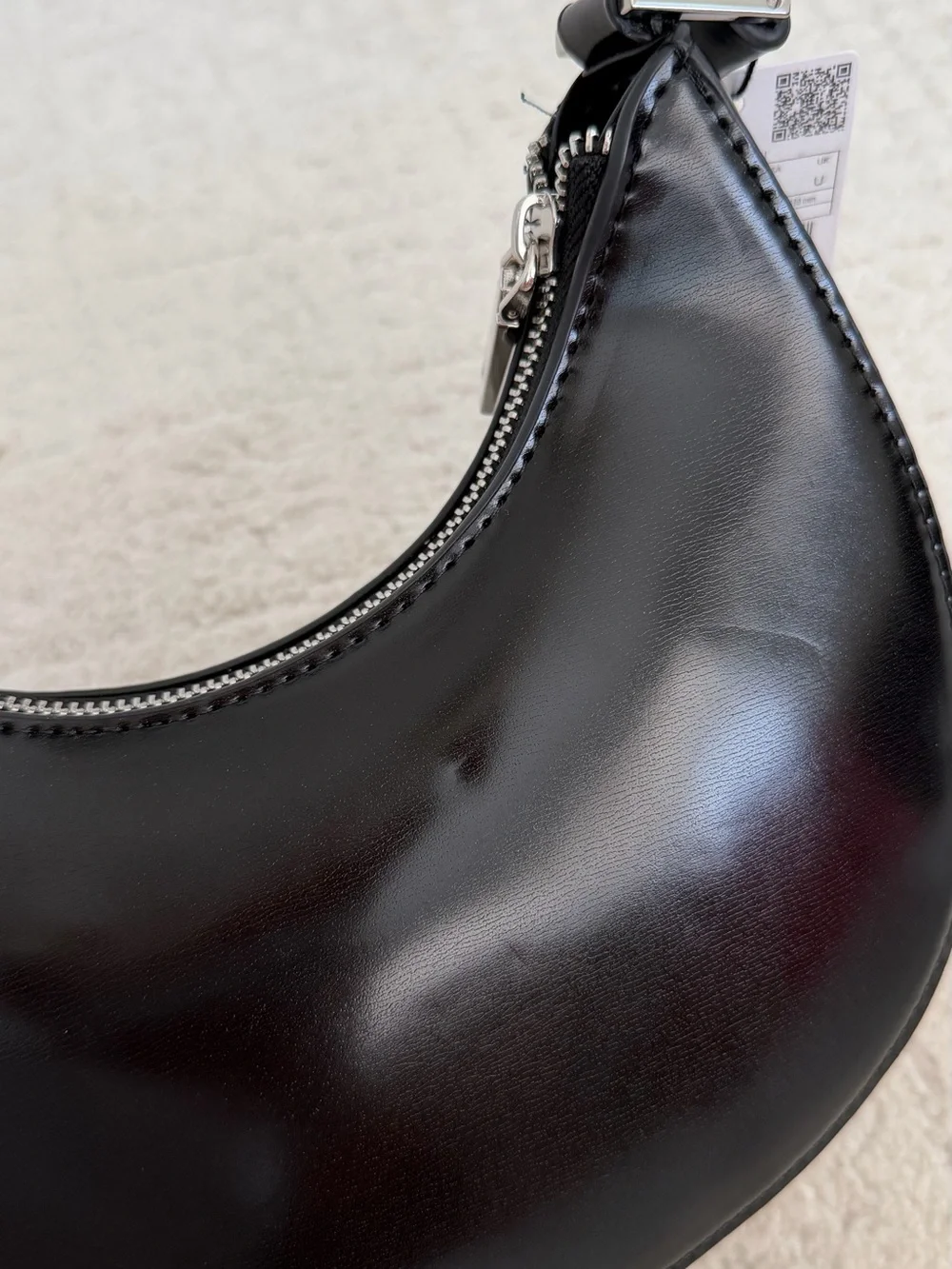 NWT Mango Oval Short Handle Bag